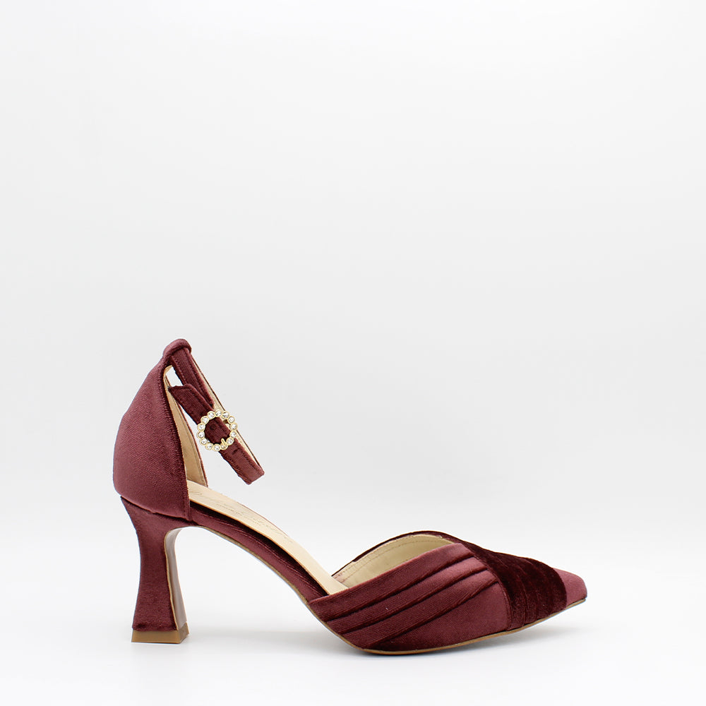 VELVET BURDEOS