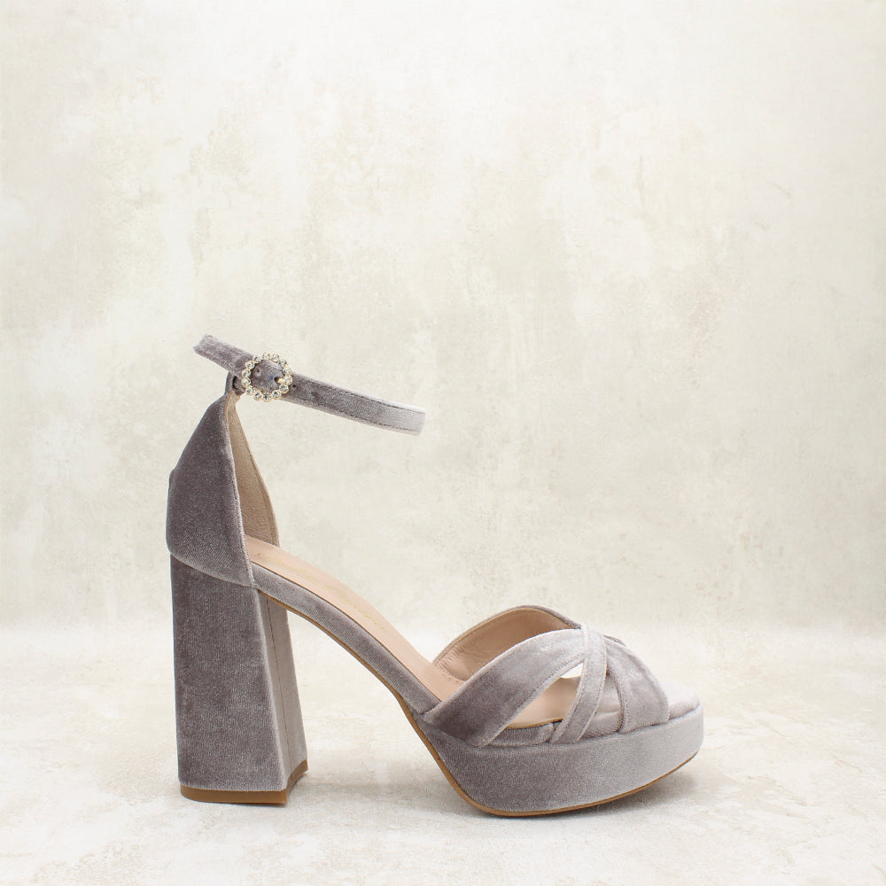 VELVET GRIS PERLA