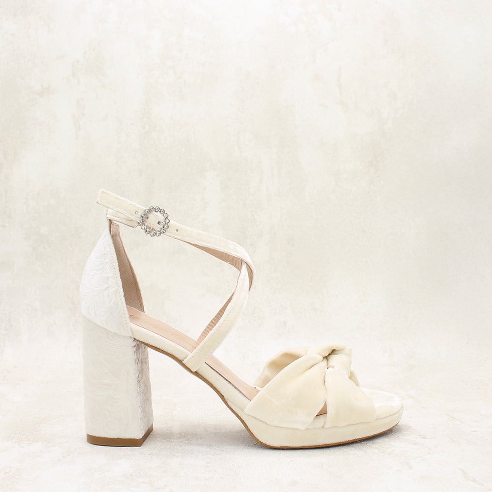 VELVET BLANCO, BRDO