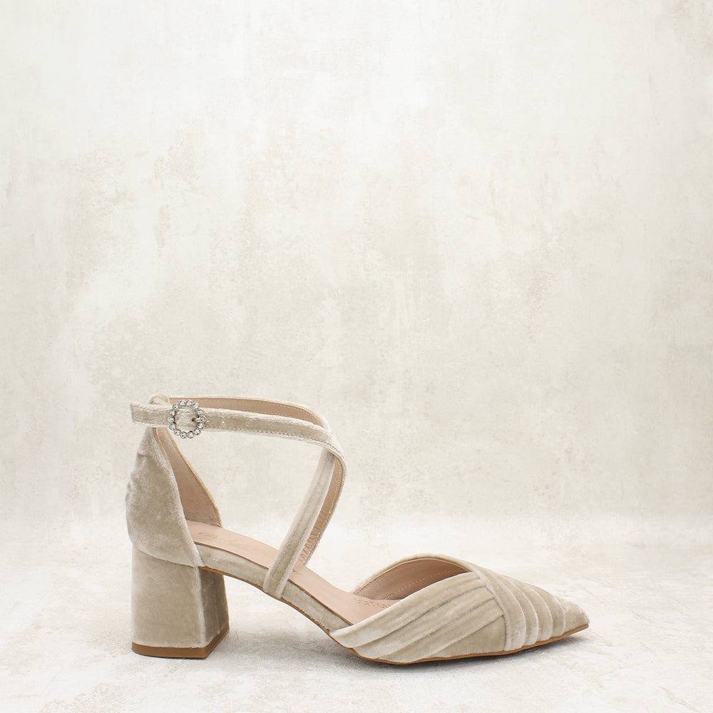VELVET TAUPE