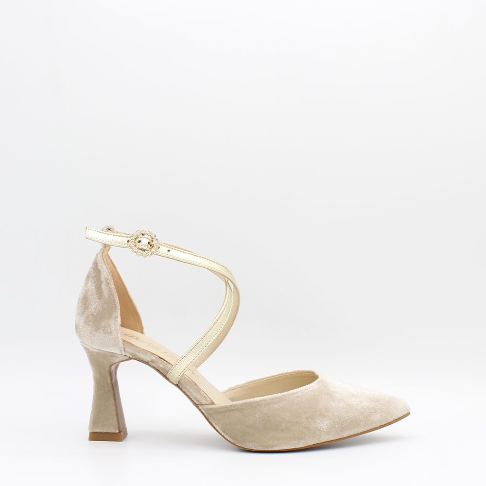 VELVET TAUPE, METAL CAVA
