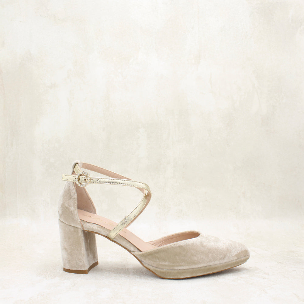 VELVET TAUPE, METAL CAVA