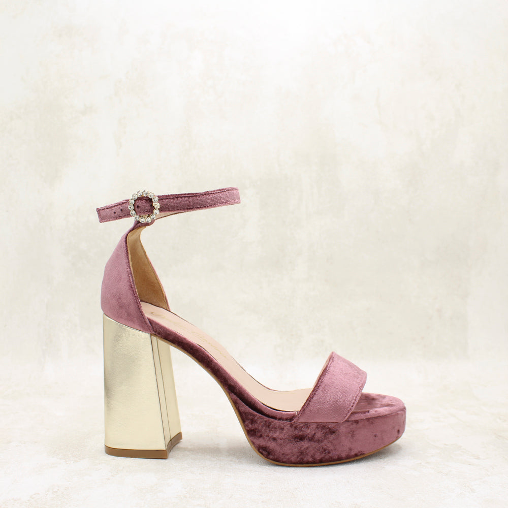 VELVET CIRUELA, METAL CAVA