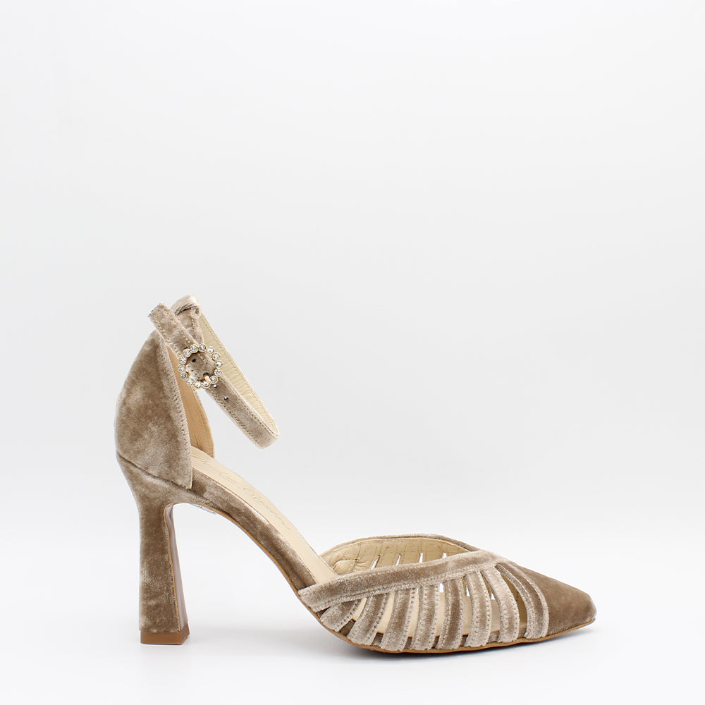VELVET TOPO
