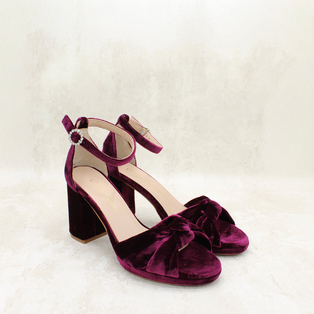 VELVET BURDEOS