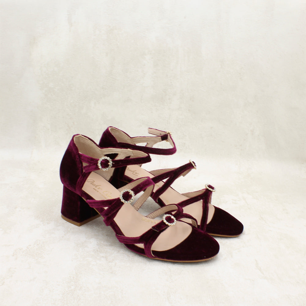 VELVET BURDEOS