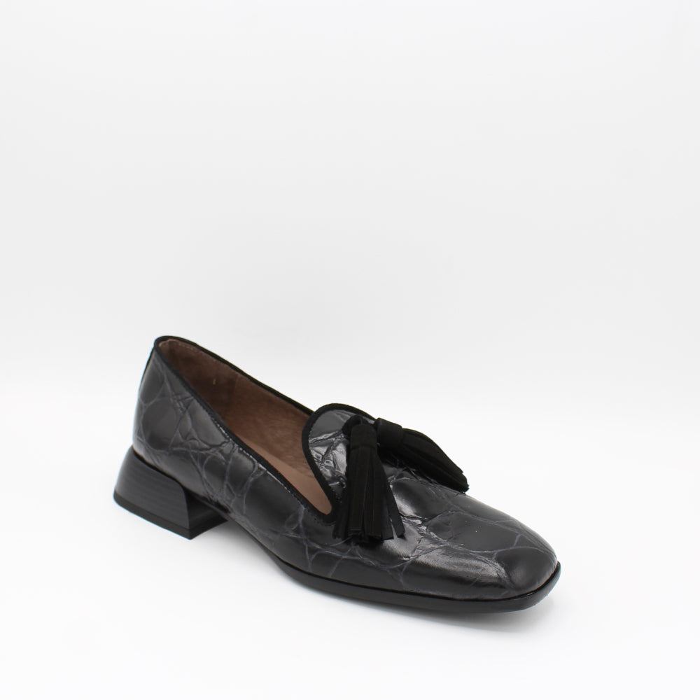 ZAMBESI NEGRO ANTE NEGRO