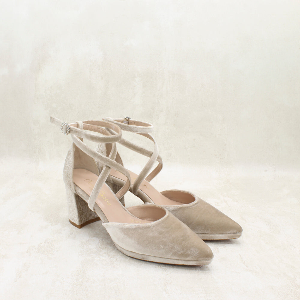 VELVET TAUPE, BRDO