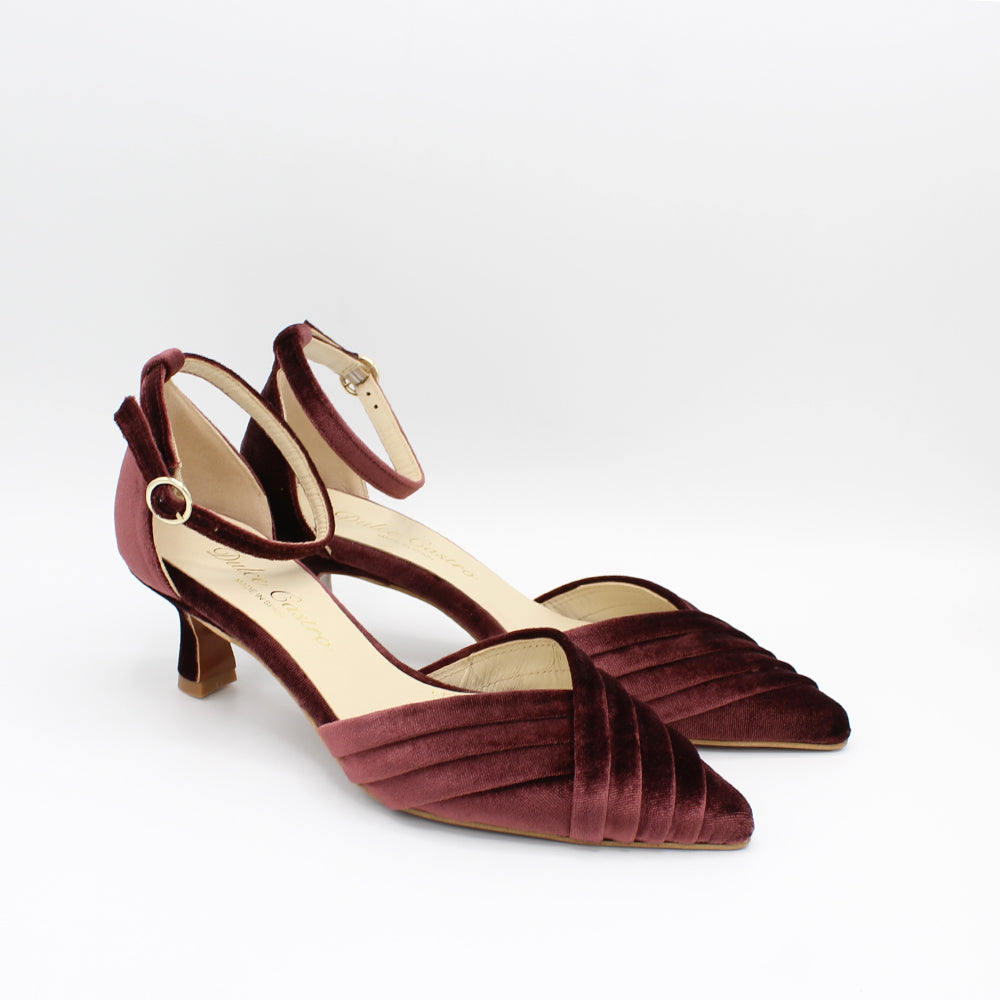 VELVET BURDEOS
