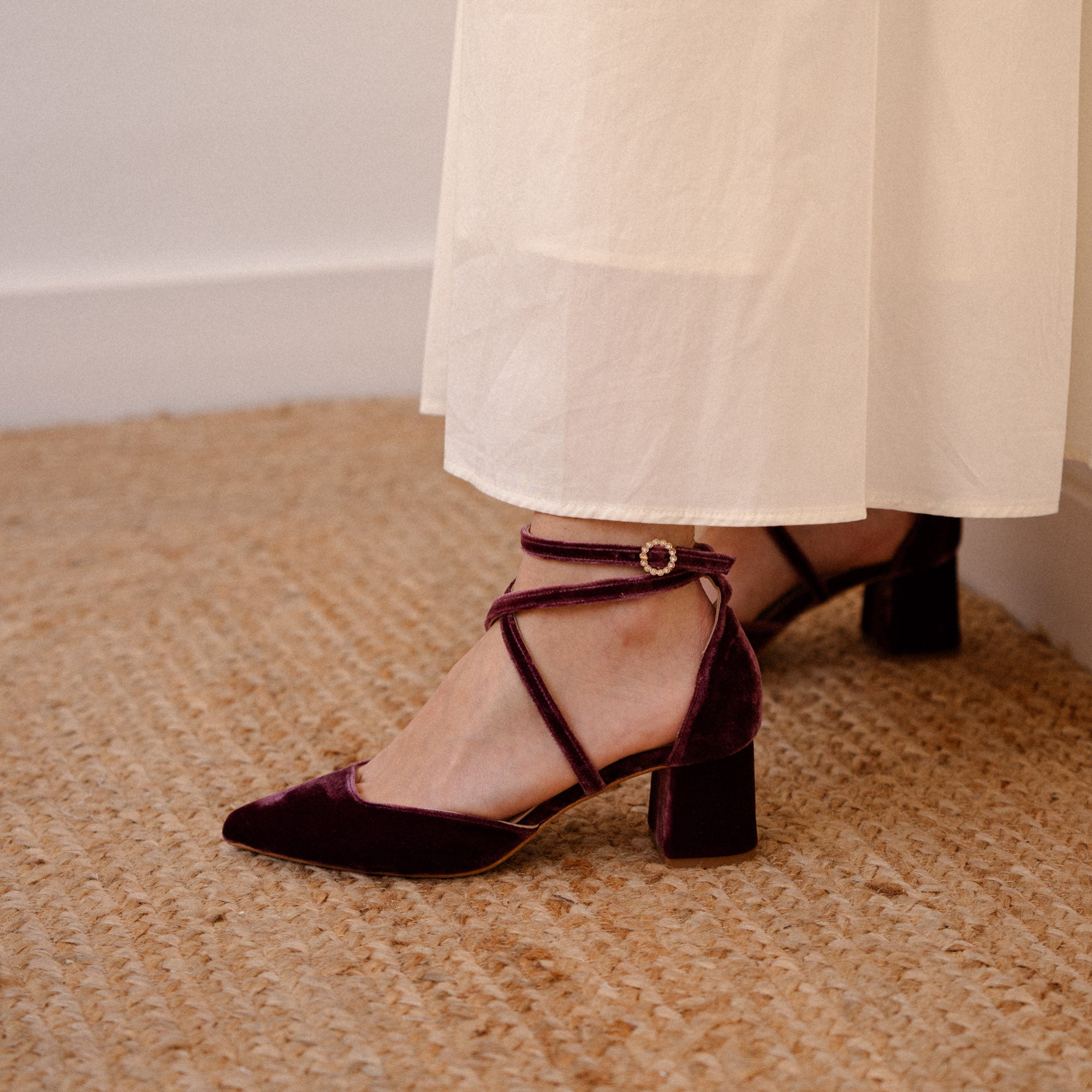 VALERIA 5 VELVET PRUNA