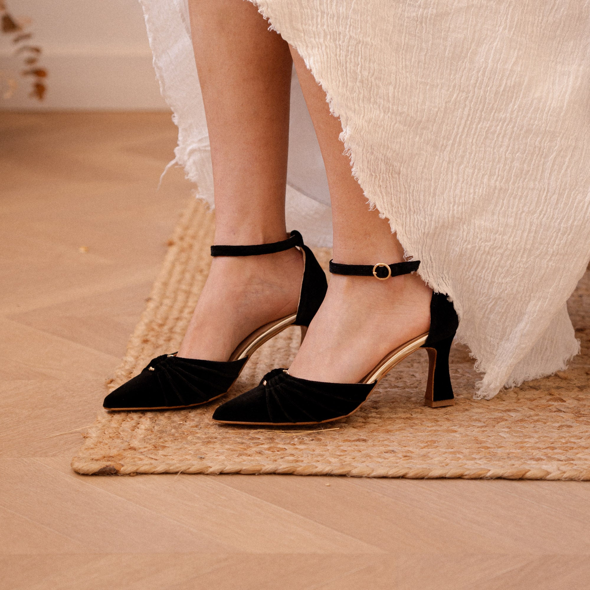 SIENA 7 VELVET NEGRO, METAL CAVA