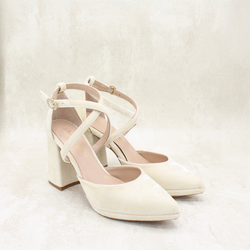 CLAUDIA 9 VELVET BLANCO