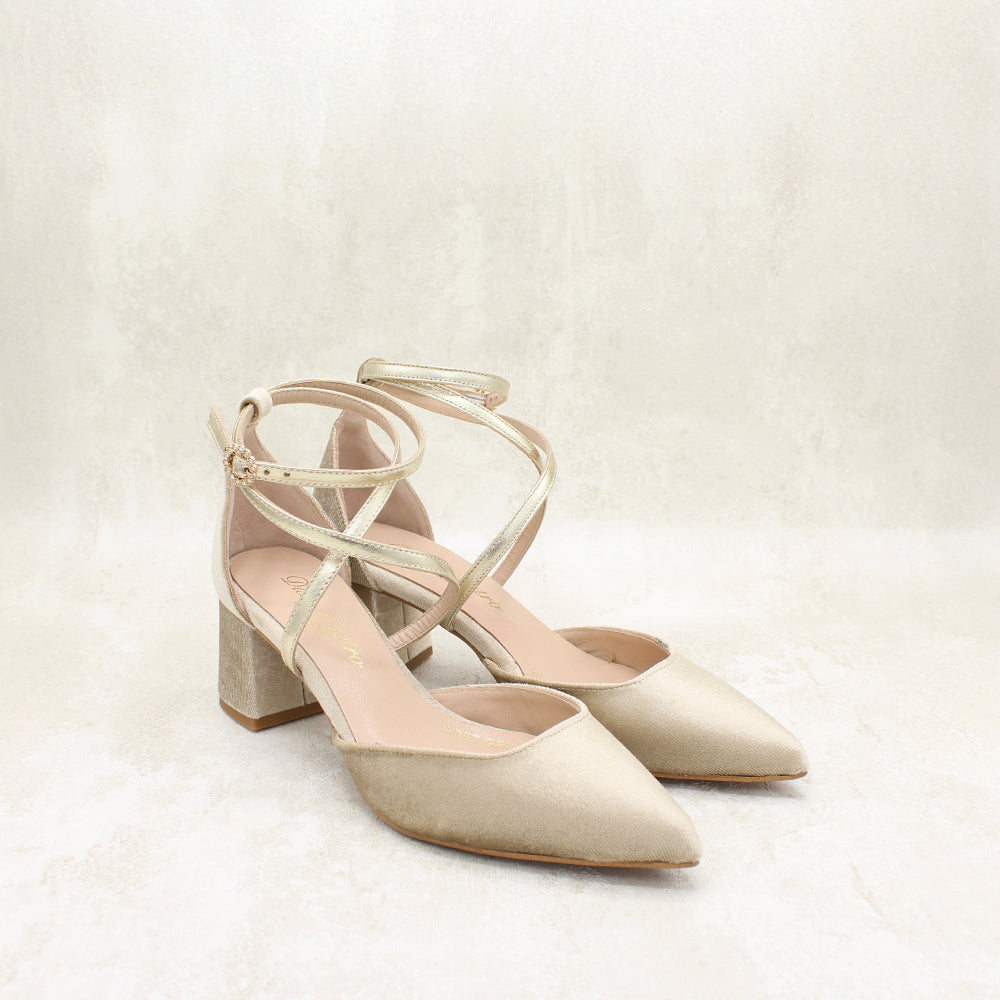 VALERIA 5 VELVET CAMEL, METAL CAVA