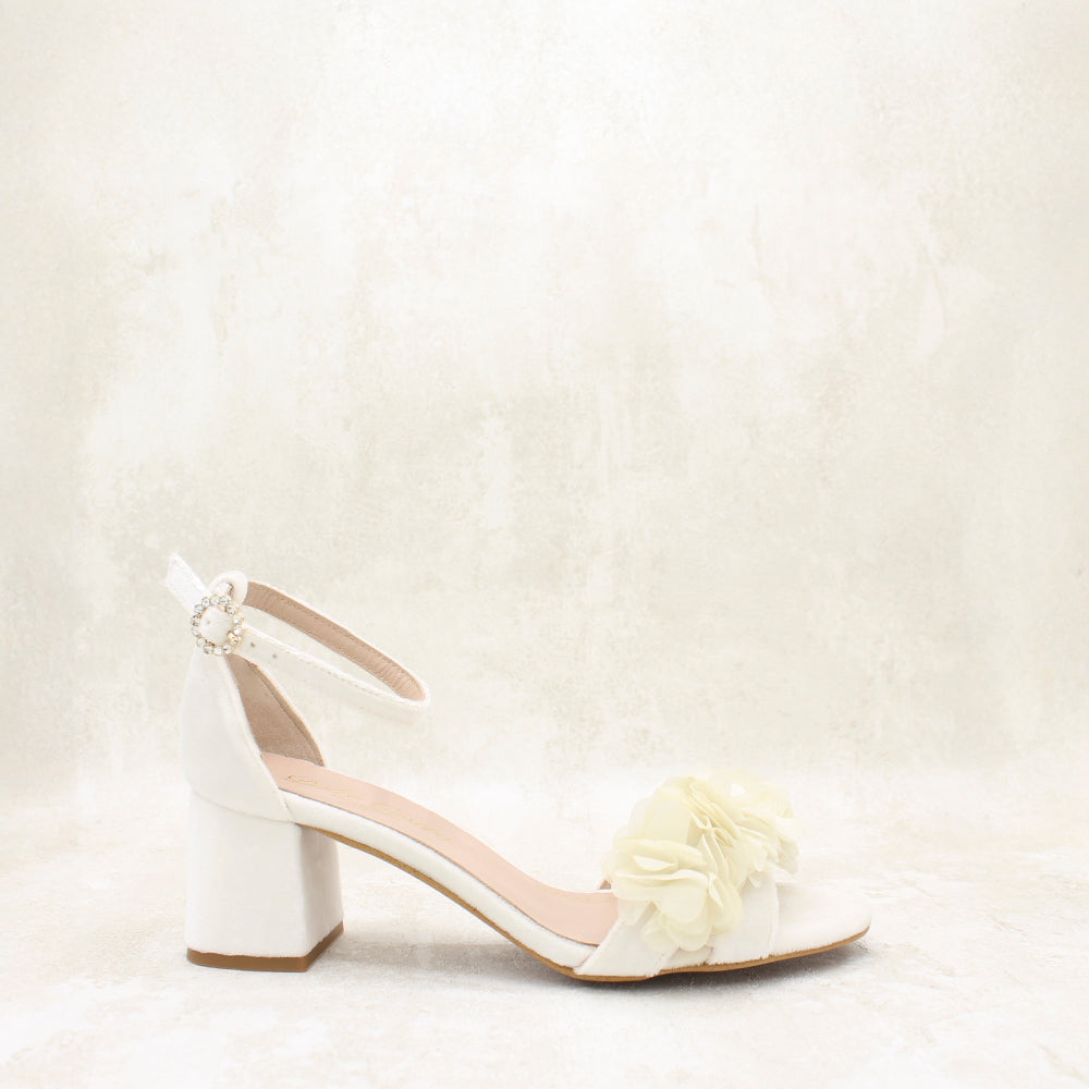 JACINTA 5 VELVET BLANCO