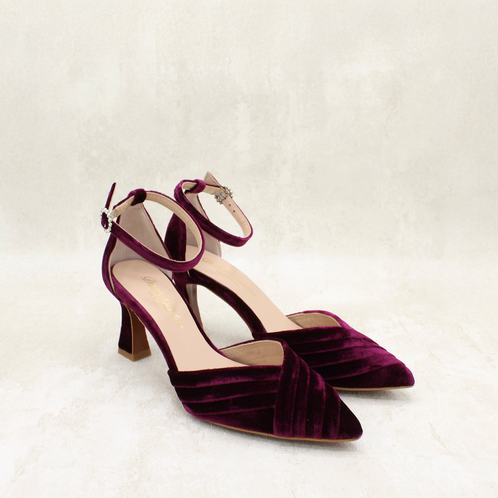 VELVET BURDEOS