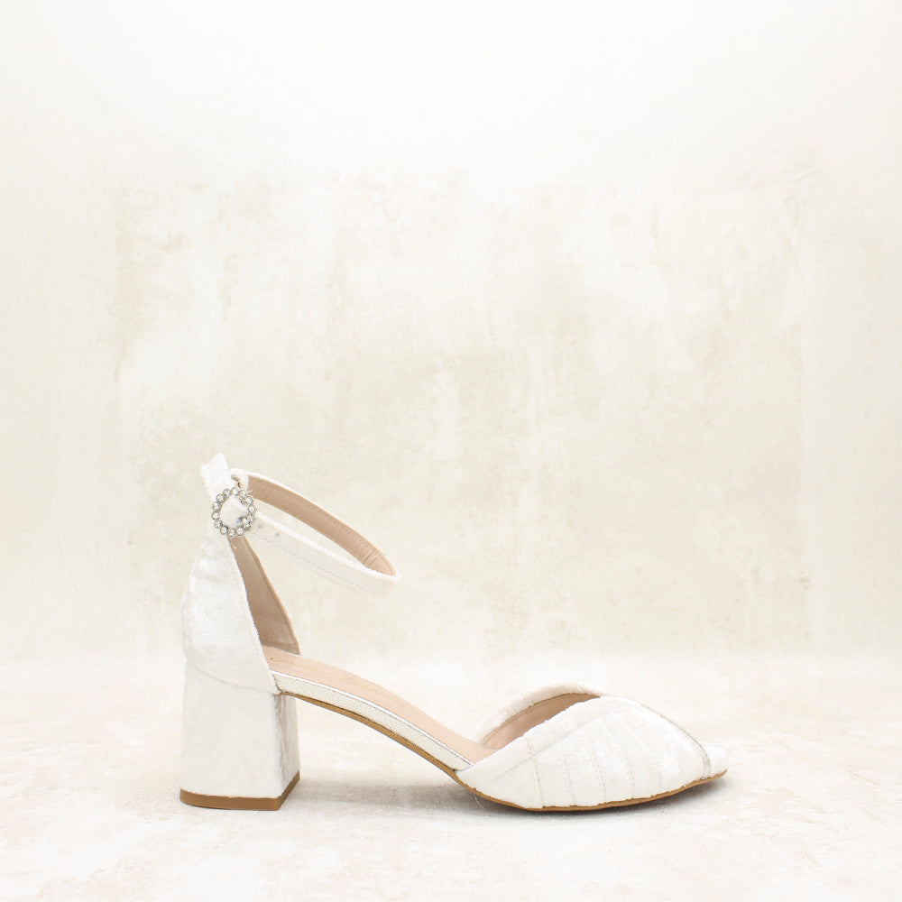 VELVET SEDA BLANCO, METAL PEARL