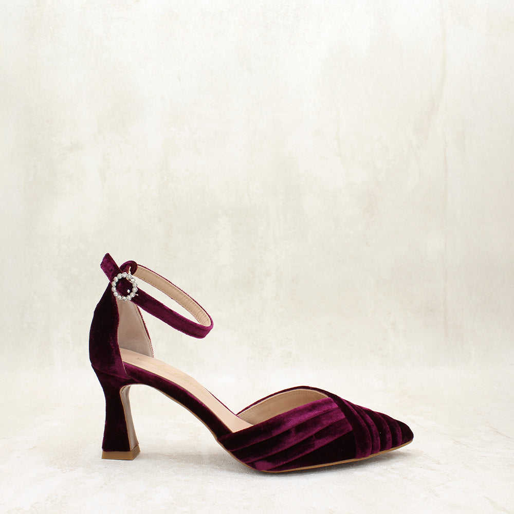 VELVET BURDEOS
