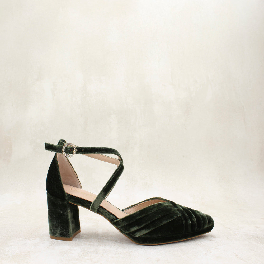 VELVET OLY
