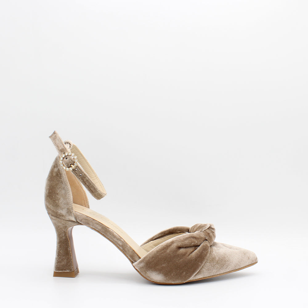 VELVET TOPO