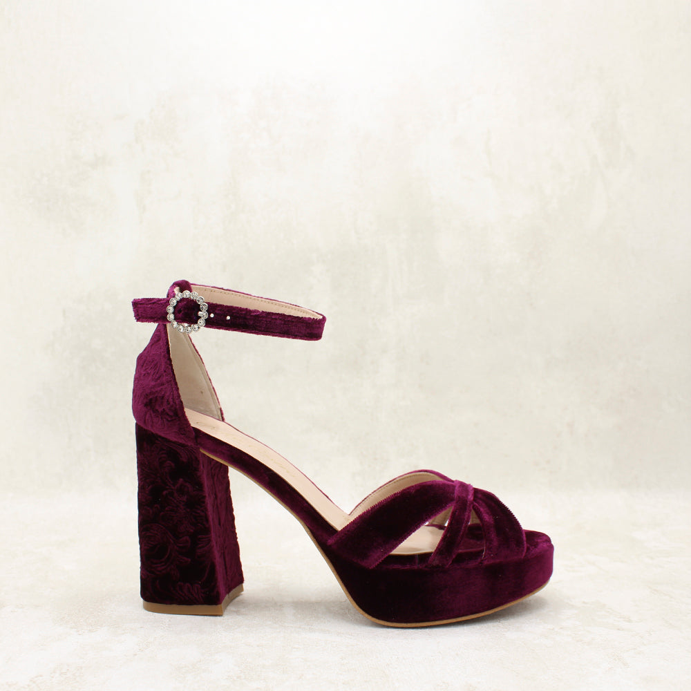 VELVET BURDEOS, BRDO