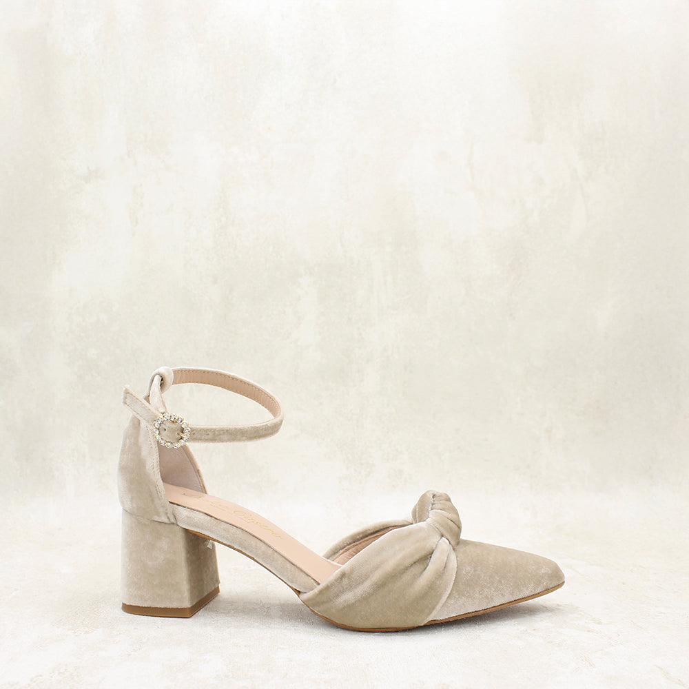 VELVET TAUPE