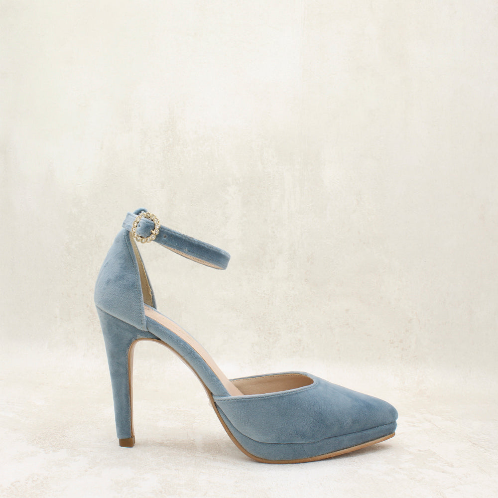VELVET CIELO