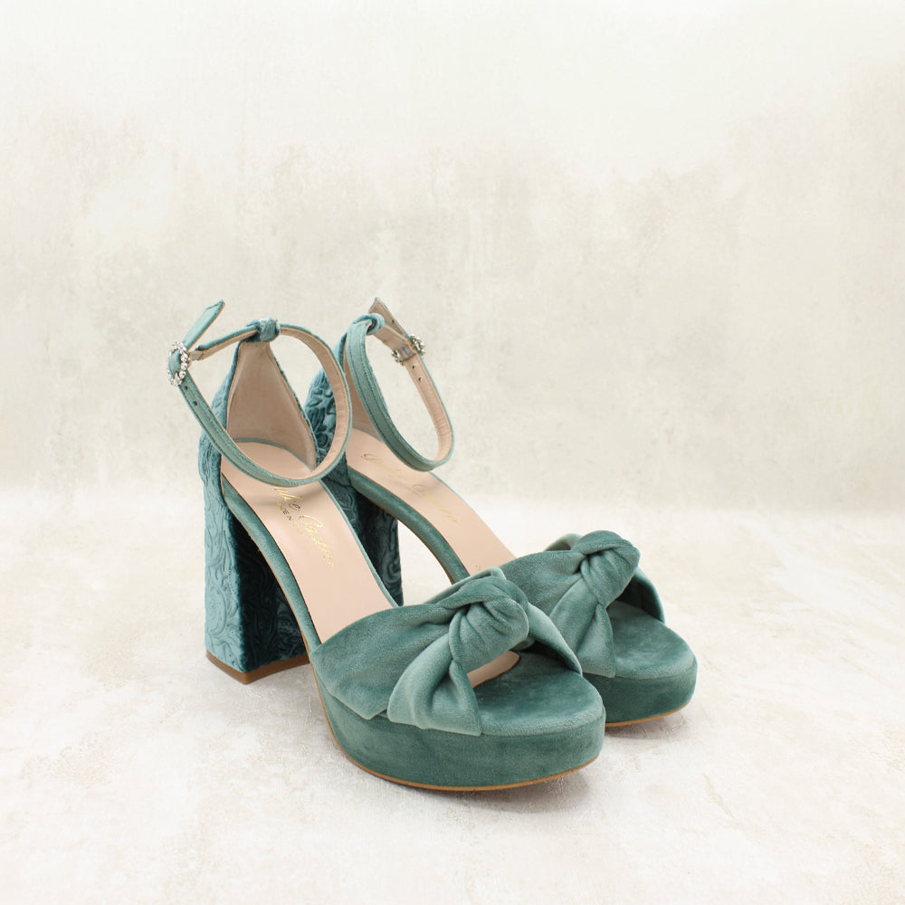 VELVET SALVIA, BRDO PETROLIO