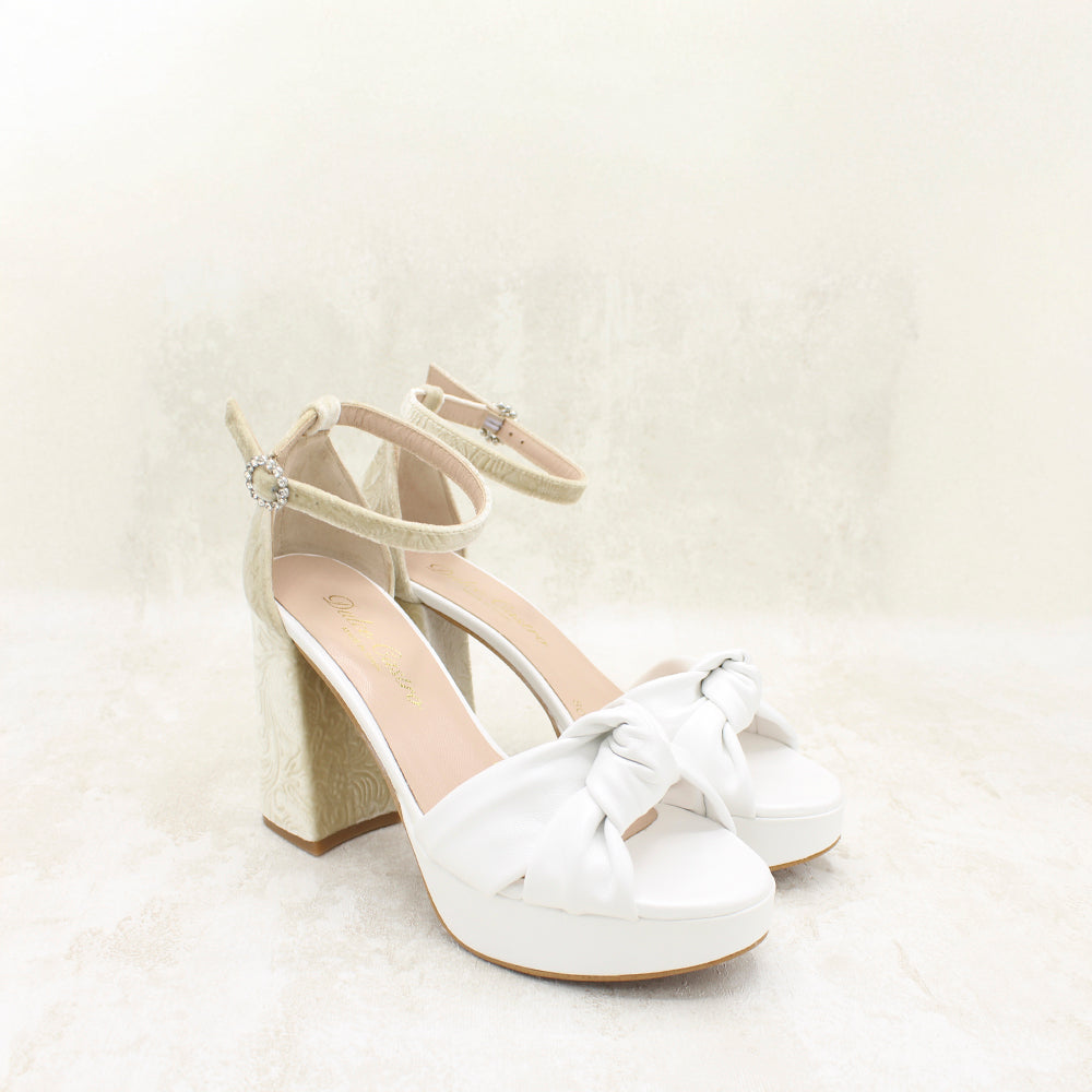 GALAXIA AVORIO, BRDO AVORIO