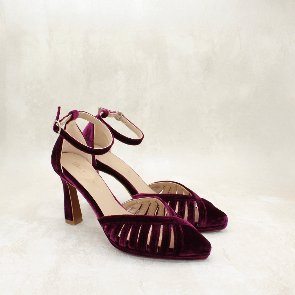 VELVET BURDEOS