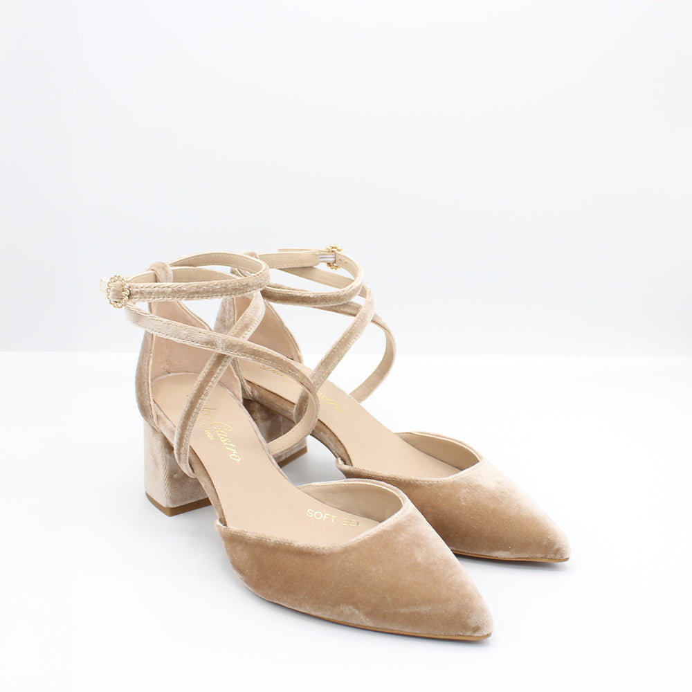 VELVET AVELLANA