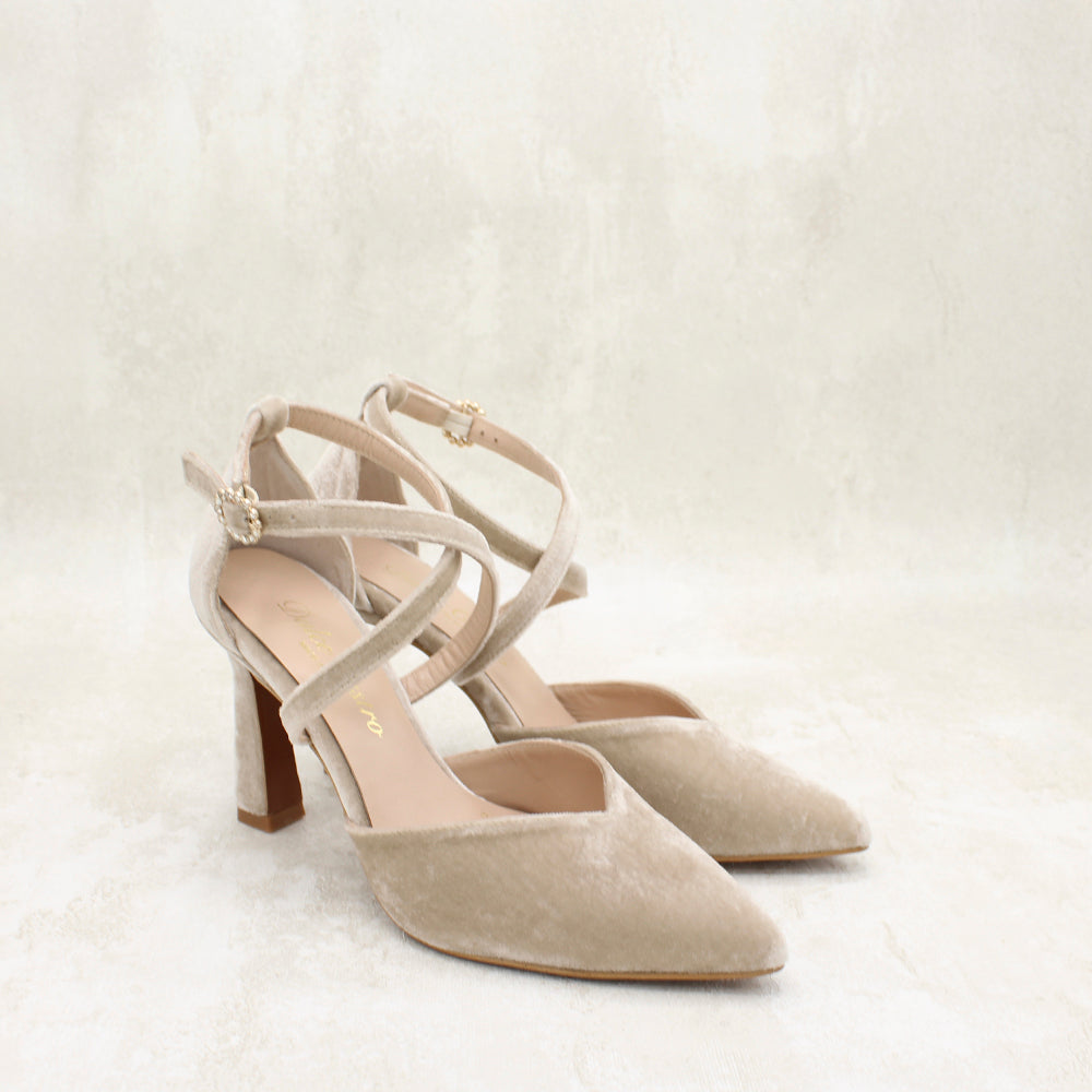 VELVET TAUPE