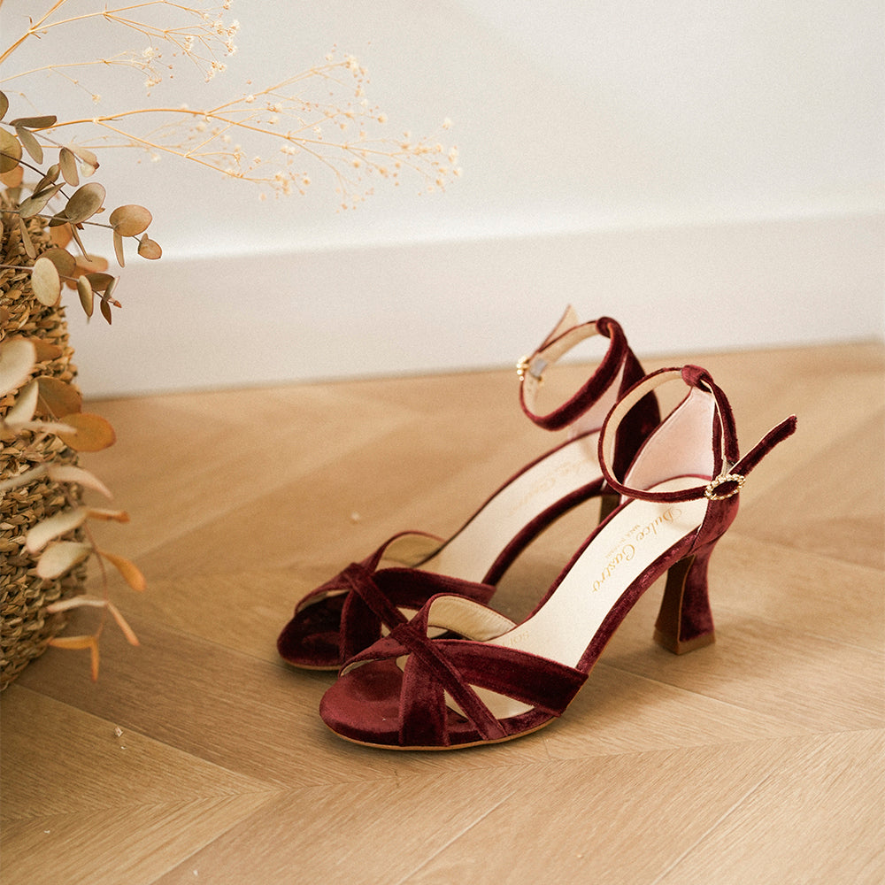 CHARLOTTE 7 VELVET GARNETT