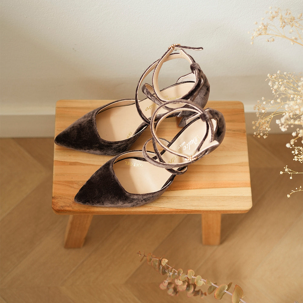 VALERIA 9 VELVET TRUFA